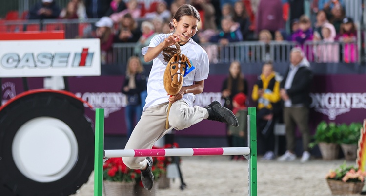 Hobby Horse na Warsaw Jumping 2022, fot Dava Palej Timeless Photography