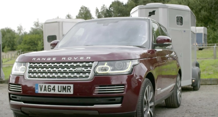 Land Rover Transparent Trailer