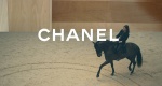 Mocne otwarcie pokazu Chanel z udziałem znanej amazonki 